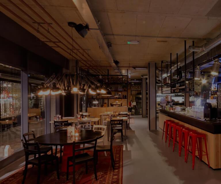 Pizzeria van binnen 360 graden
